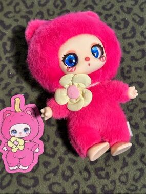 Liila’s Lucky Cat Strawberry Shortcake Kitty Cat Pendant